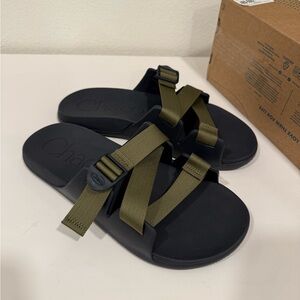 Chaco Chillos Slides